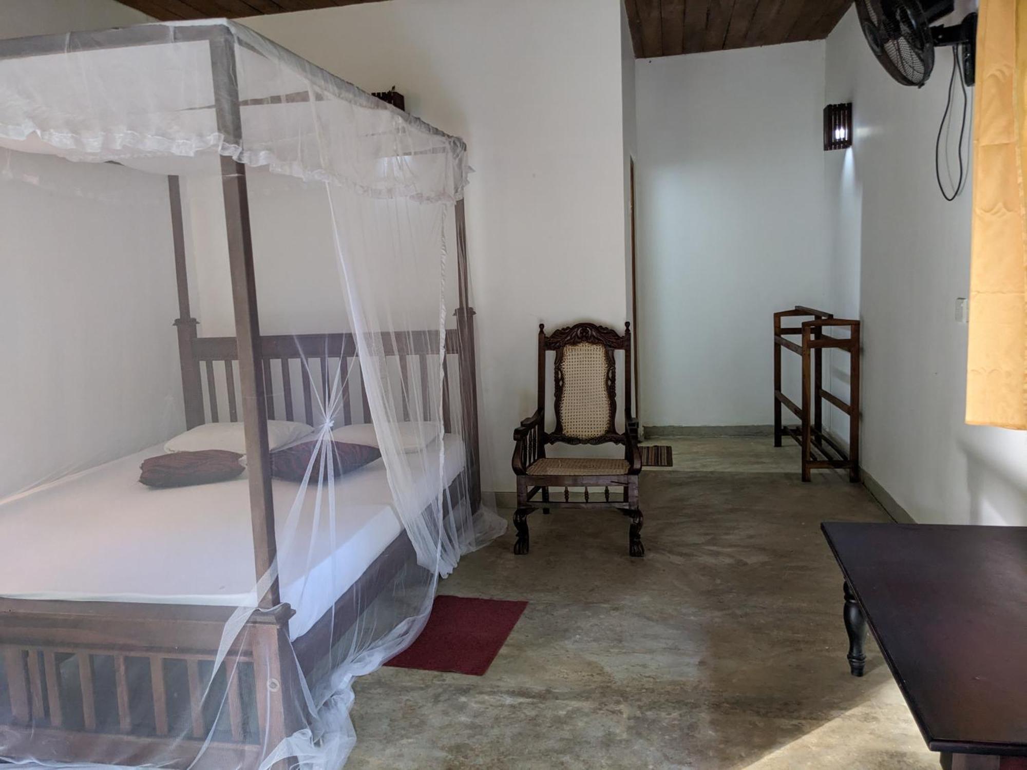 Silent Cabana And Restaurant Marakolliya, Тангале Екстериор снимка